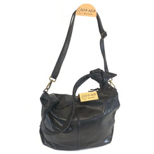 Cargar imagen en el visor de la galería, BOLSO GRANDE HOMBRO PIEL NOBLE "VESUBIO NEGRO"