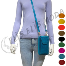 Cargar imagen en el visor de la galería, PORTAMÓVIL CUERO CON CARTERA "BERLÍN"
