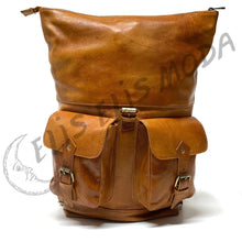 Cargar imagen en el visor de la galería, MOCHILA CUERO GRANDE "GUADIX"