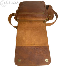 Cargar imagen en el visor de la galería, Bandolera grande de Cuero "ESTEPA (L)"
